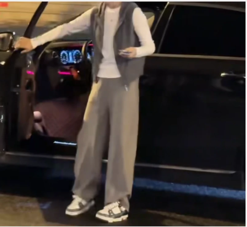 2025早秋时尚潮流百搭爆款女装宾FAR356