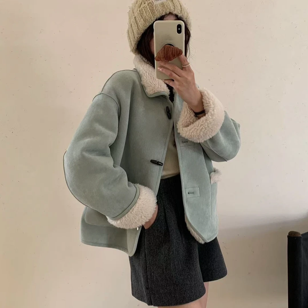 双面穿毛毛外套韩系牛角扣皮毛一体洋气减龄