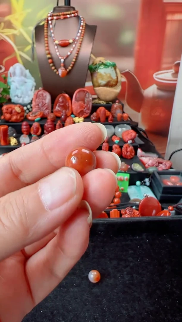 未镶嵌单珠南红玛瑙寄**阳单珠