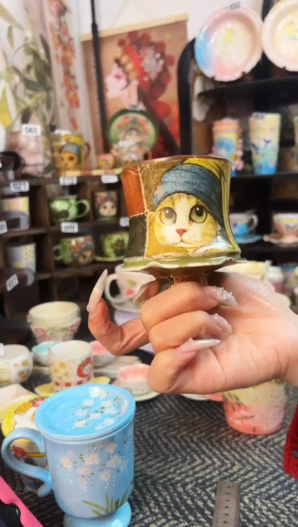 景德镇设计款手绘杯杯