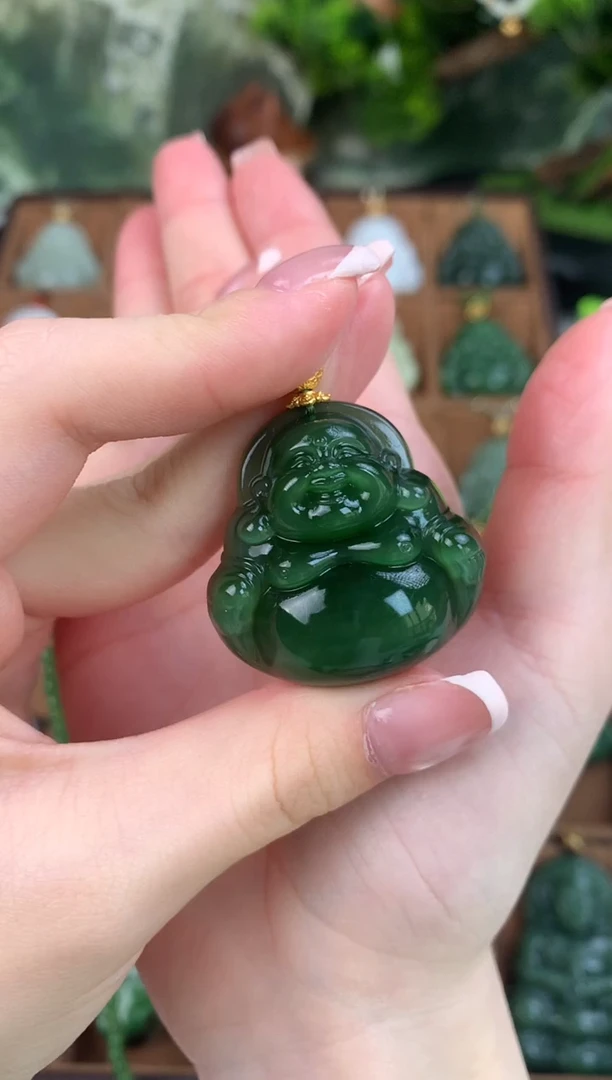 颈饰未镶嵌和田玉吊坠35mm