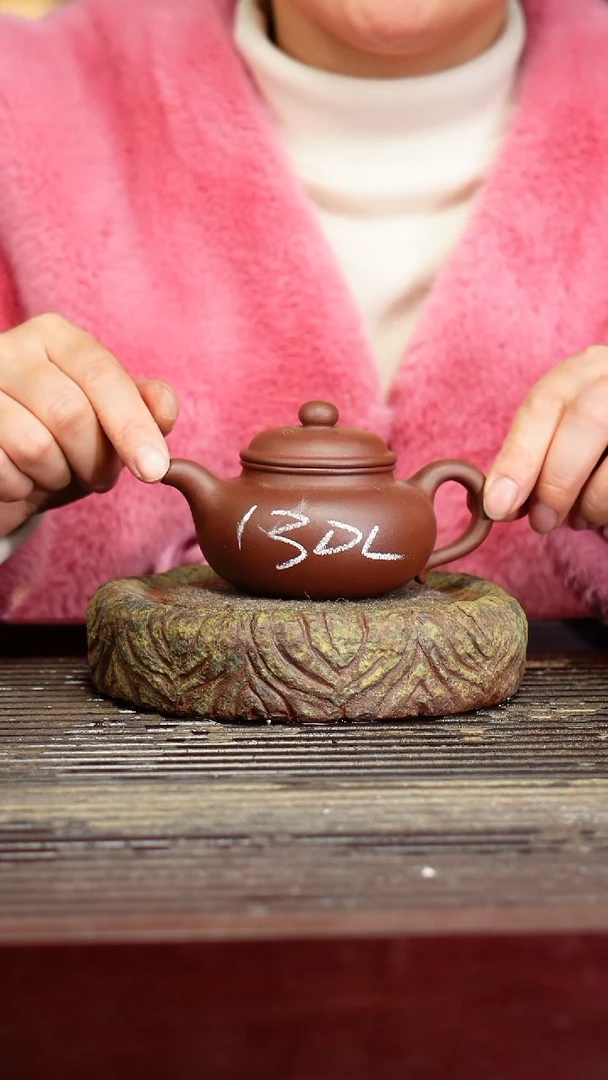 宜兴原矿紫砂壶茶壶宜兴原矿紫砂壶茶壶130C