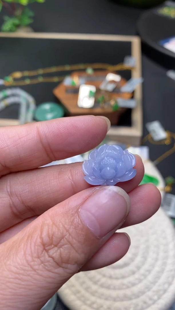 颈饰未镶嵌翡翠净货25049