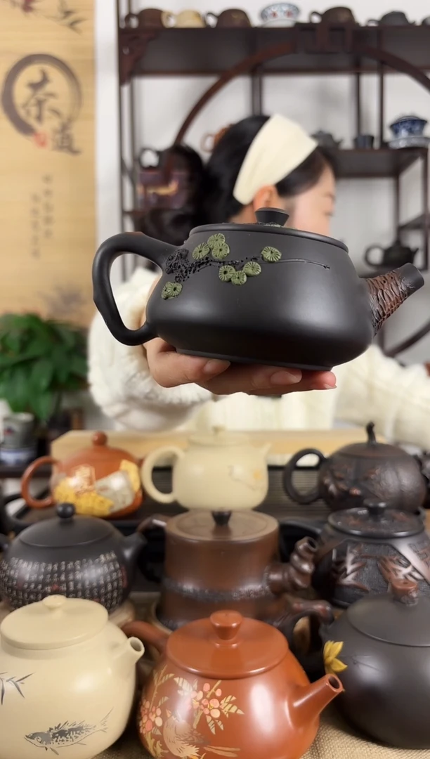 云南建水紫陶茶壶220CC左右