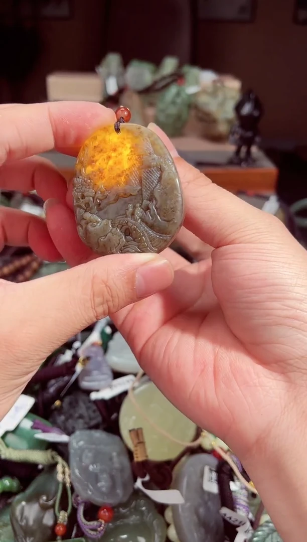 和田玉未镶嵌颈饰拍一发一