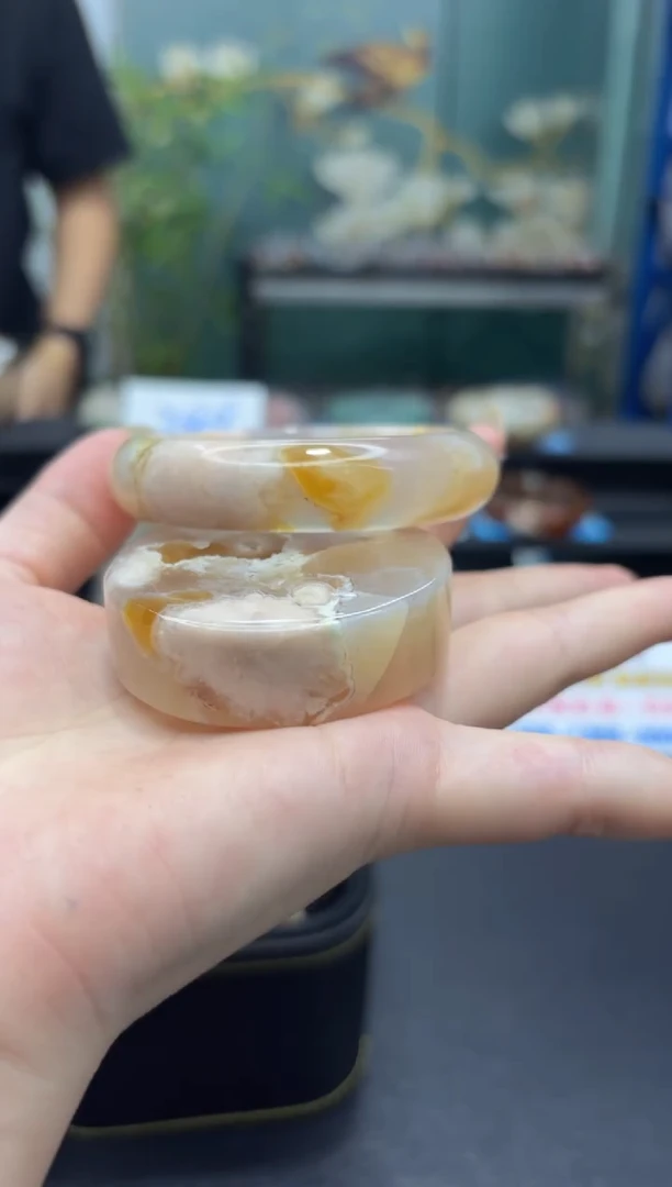 未镶嵌手镯石英质玉A618(54圈赠送镯心)