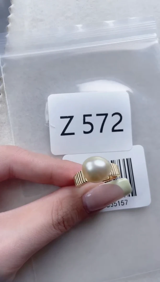 银S925镶嵌海水珍珠戒指Z572