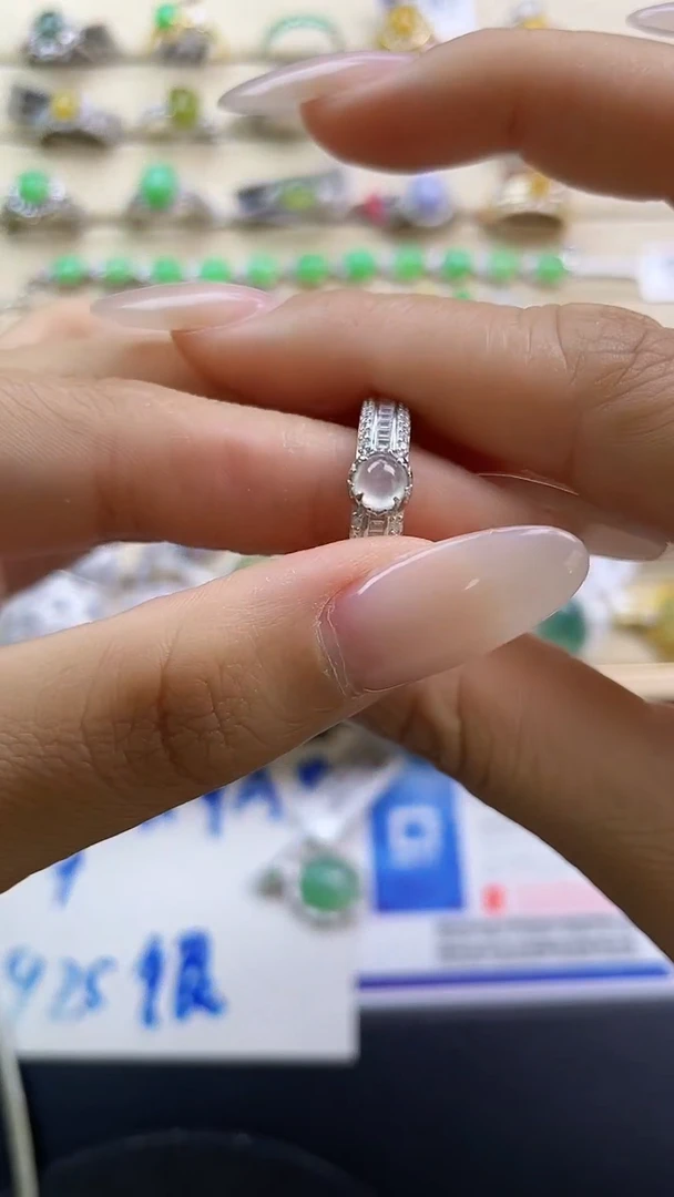 银S925镶嵌戒指翡翠翡翠 蛋面 银S925镶嵌
