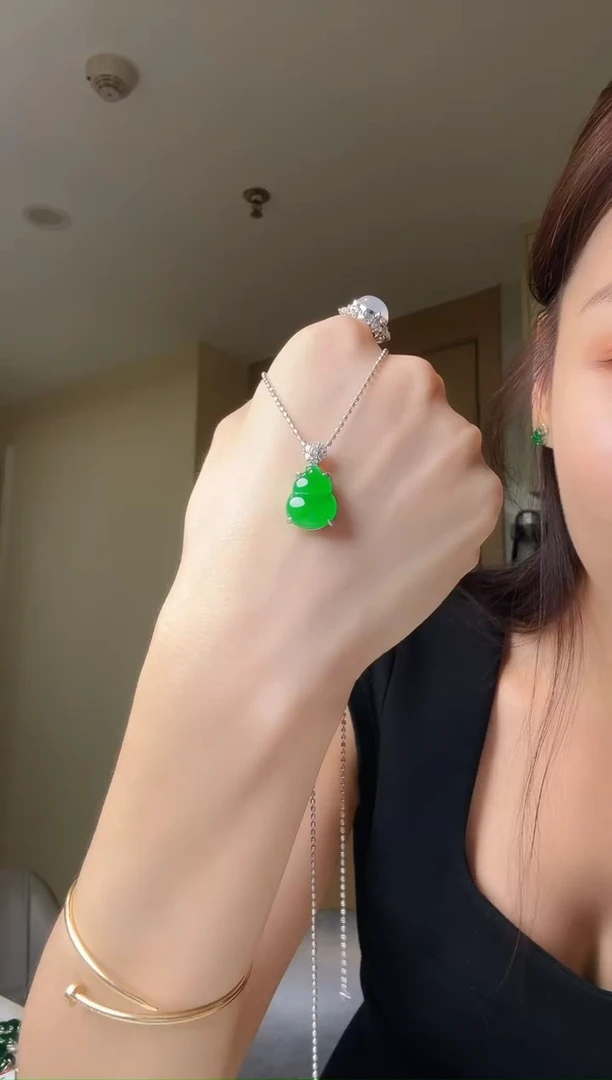 翡翠银S925镶嵌吊坠(不含链)天然翡翠吊坠