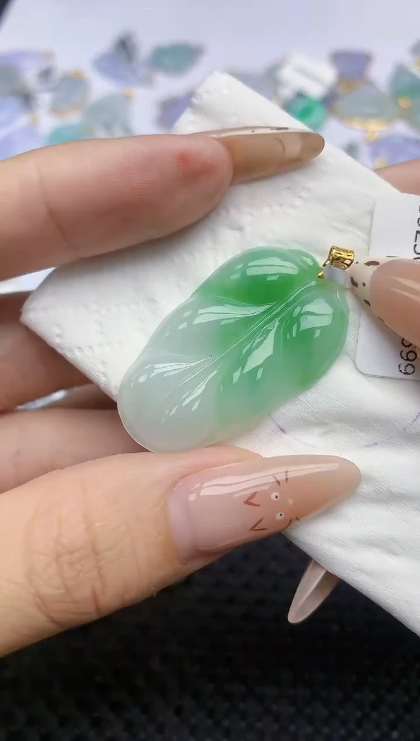 翡翠18K金镶嵌颈饰151   天然翡翠A货
