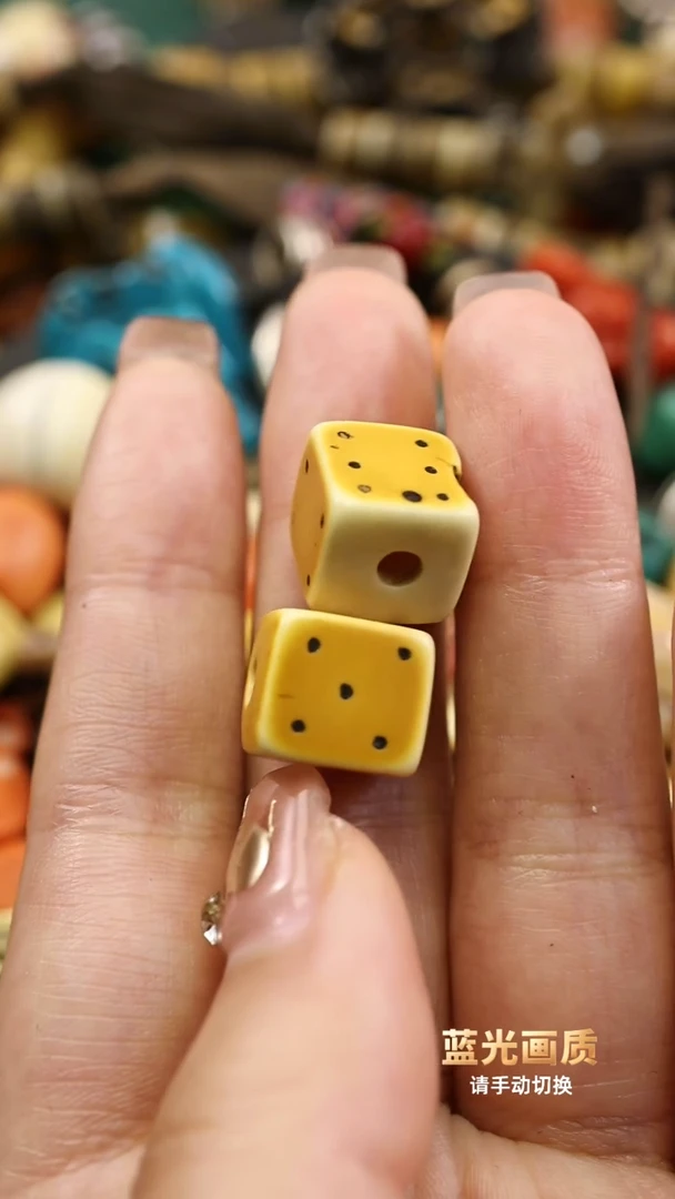 【闪购商品】老黄料骰子一对尺寸1.1