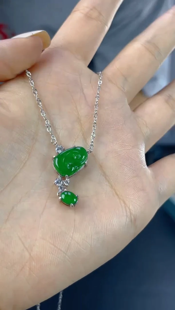 翡翠未镶嵌颈饰天然A货翡翠