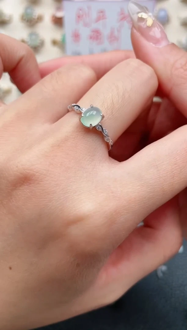 【闪购商品】翡翠戒指银S925镶嵌1111