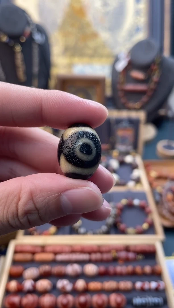 未镶嵌颈饰水晶美泓红肉三眼单珠