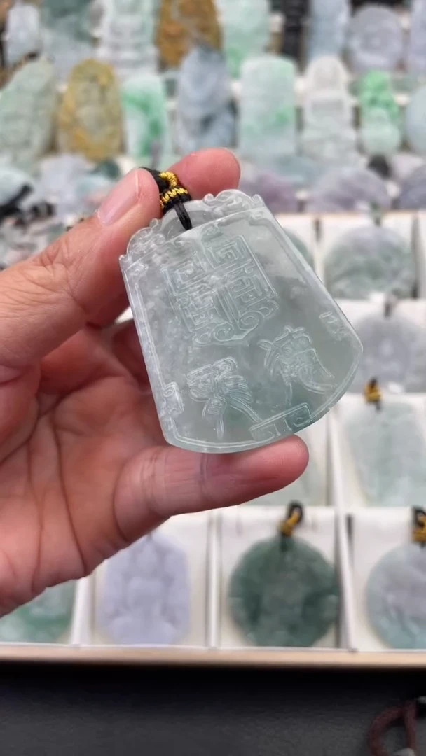 颈饰未镶嵌翡翠天然缅甸翡翠A货433