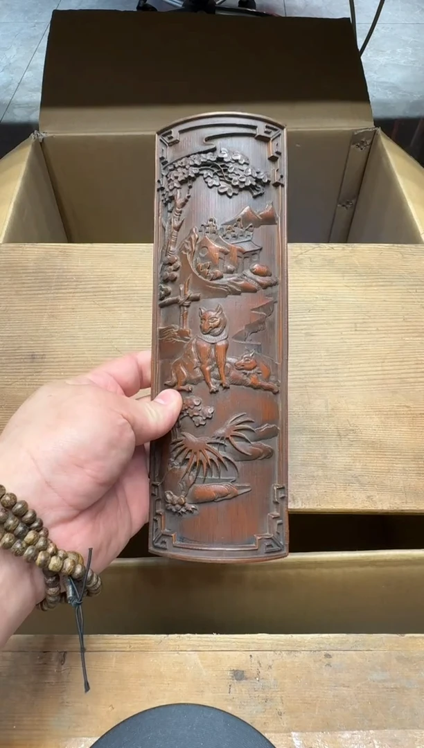 瓷器龙****宿闪购商品 如图 中古品默认微瑕