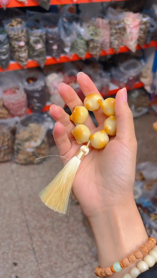 吊坠菩提根/象牙果炭烤猫猫头手捻