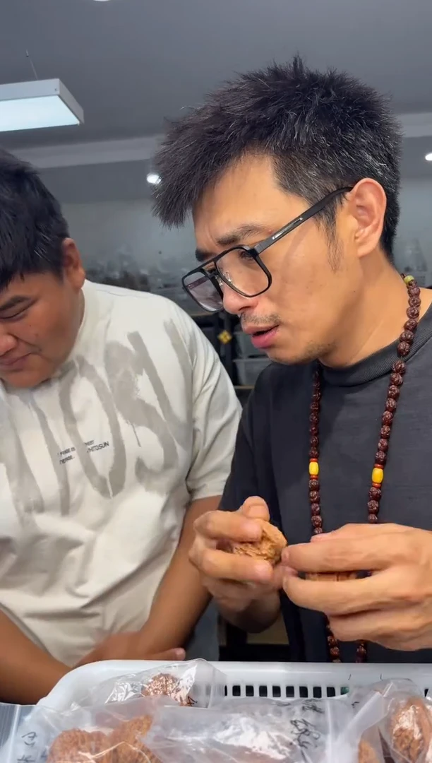 把件文玩核桃40入门级四座楼