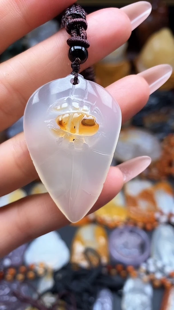 玛瑙/玉髓颈饰未镶嵌dd