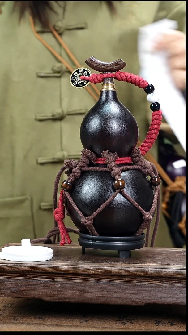 YC053复古网兜款天然酒葫芦（一物一拍）