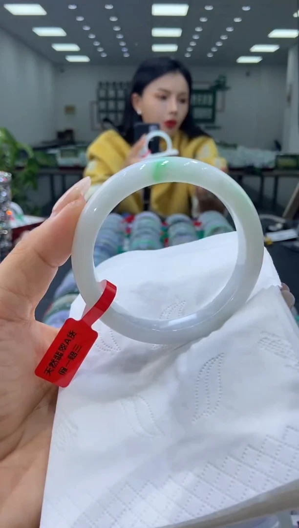 未镶嵌手镯翡翠0002565