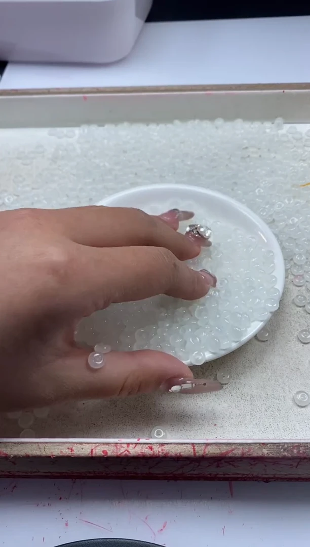 【闪购商品】玛瑙/玉髓颈饰未镶嵌w747荔枝冻隔片6*3mm*50颗