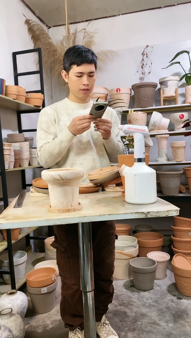 【闪购商品】红陶15*14玛奇朵蘑菇 1盆1托