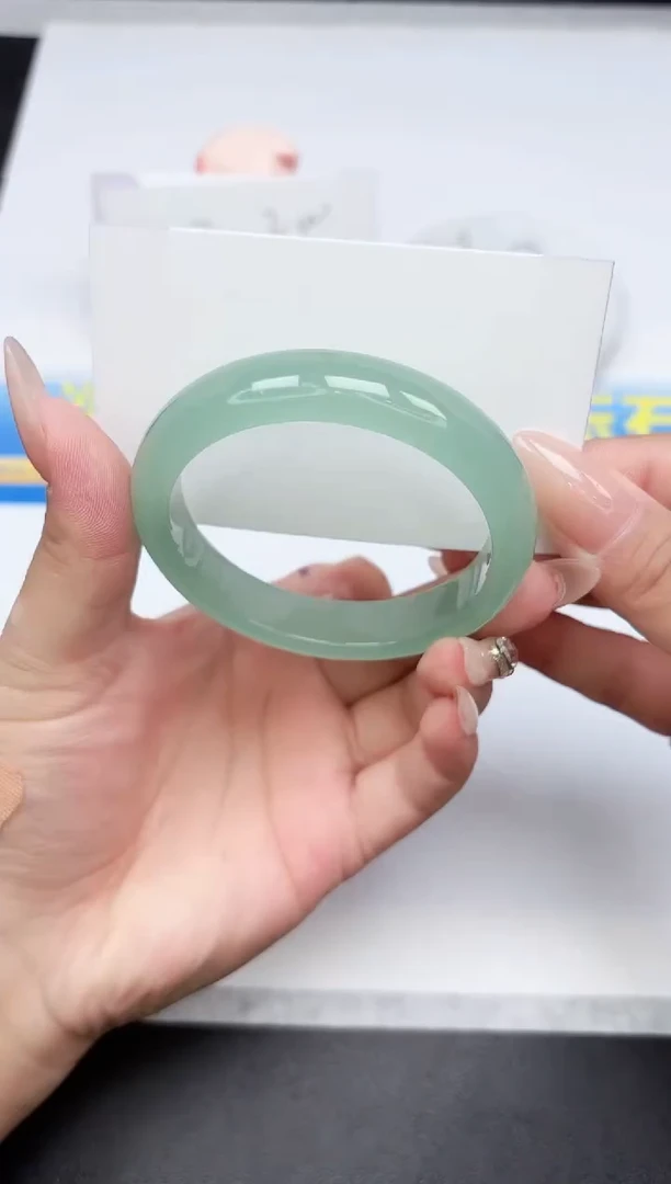 石英质玉手镯未镶嵌147-57