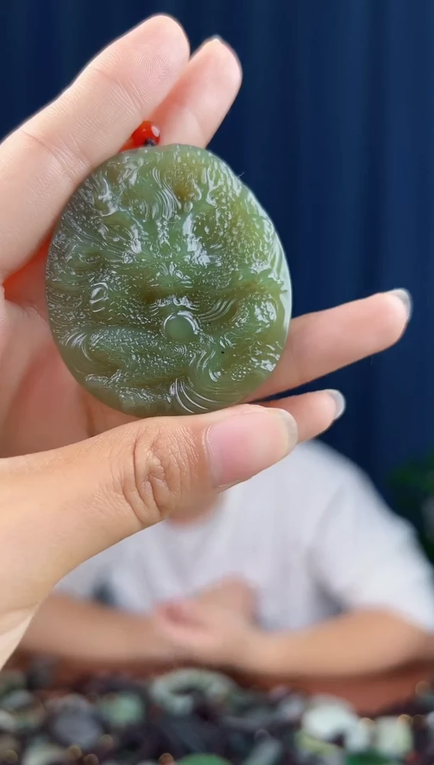 颈饰未镶嵌和田玉拍一发一，多样性发货