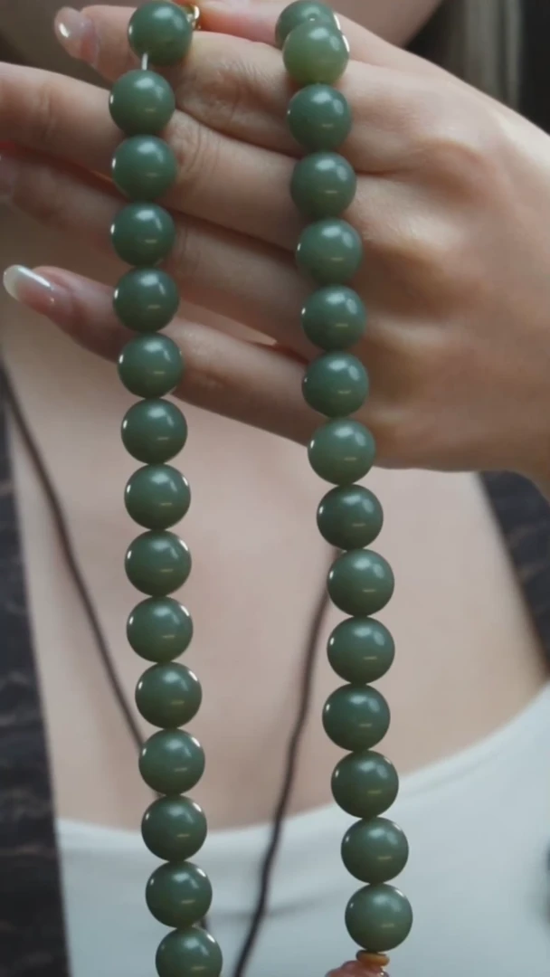 【闪购商品】和田玉多圈未镶嵌N19