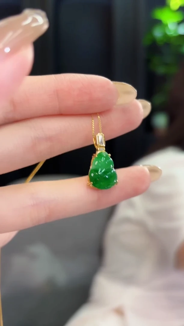 翡翠未镶嵌吊坠(不含链)缅料A货/多样性发货/一件