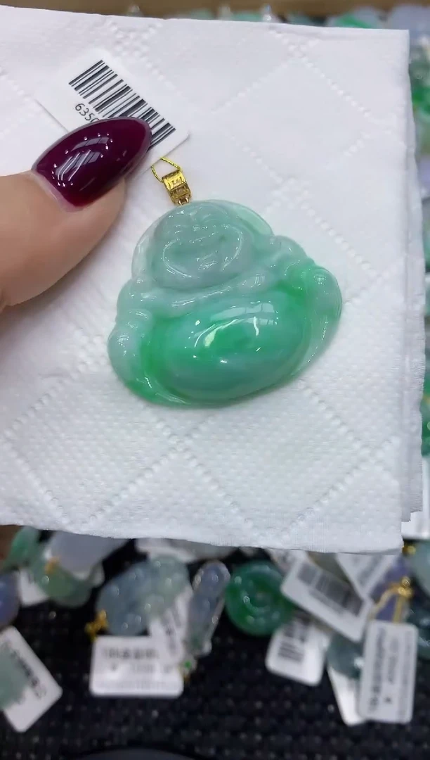 翡翠18K金镶嵌颈饰 111111111111