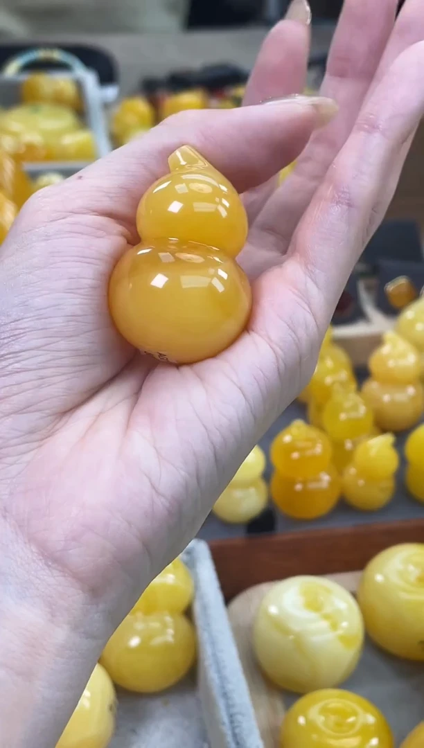 裸石琥珀未镶嵌J37