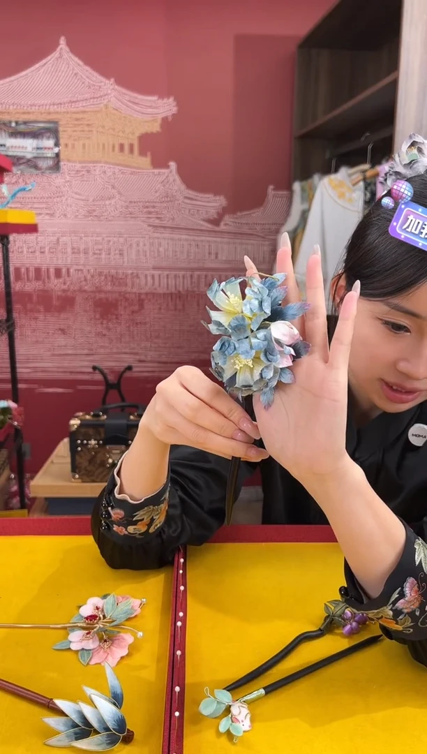 【闪购商品】刺绣非遗绒花（发饰）