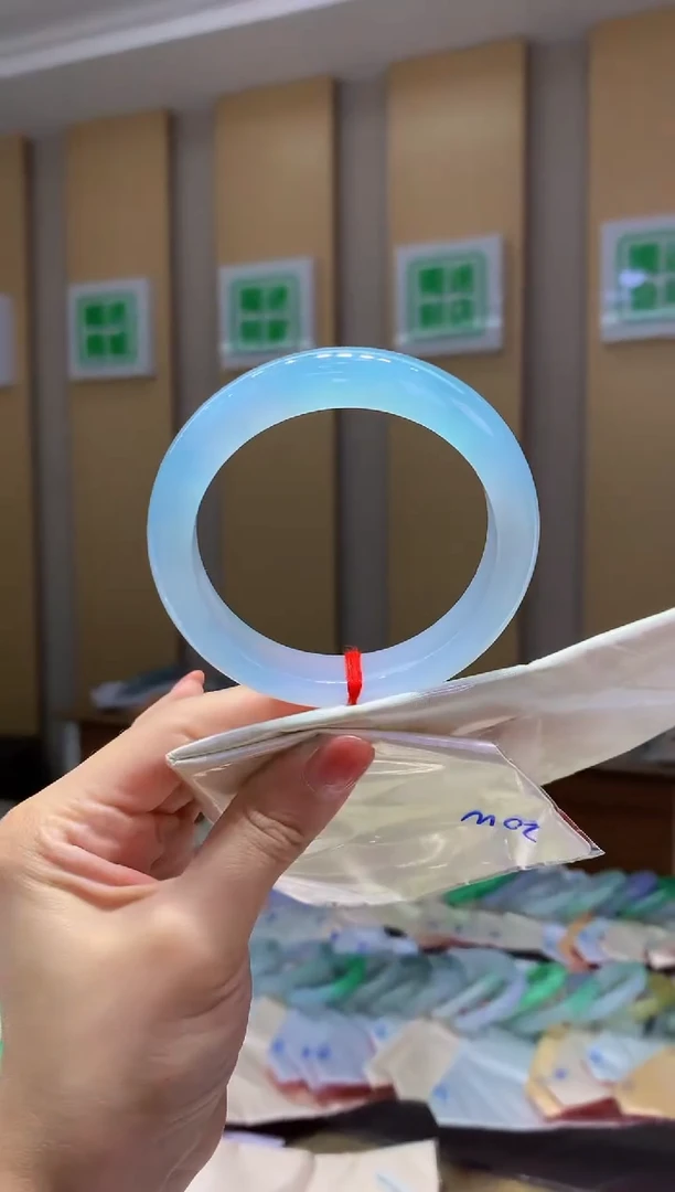 翡翠手镯未镶嵌-Q45 圈口59
