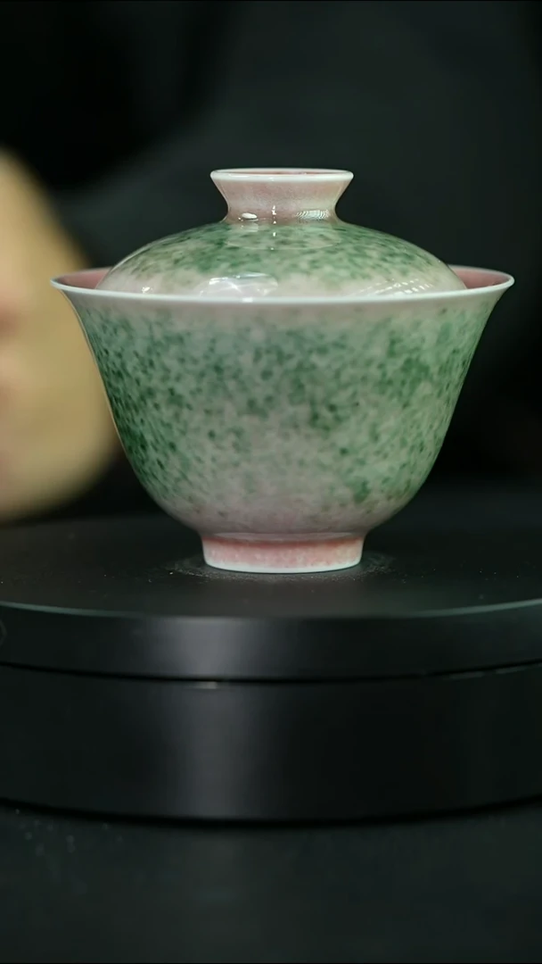 杯庐陵昱西六字篆款瓜皮绿双喜盖碗（7号）