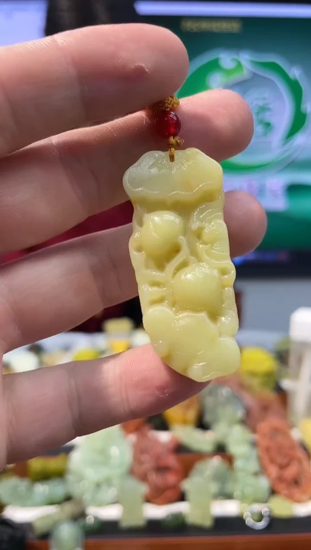 【闪购商品】岫玉吊坠未镶嵌·