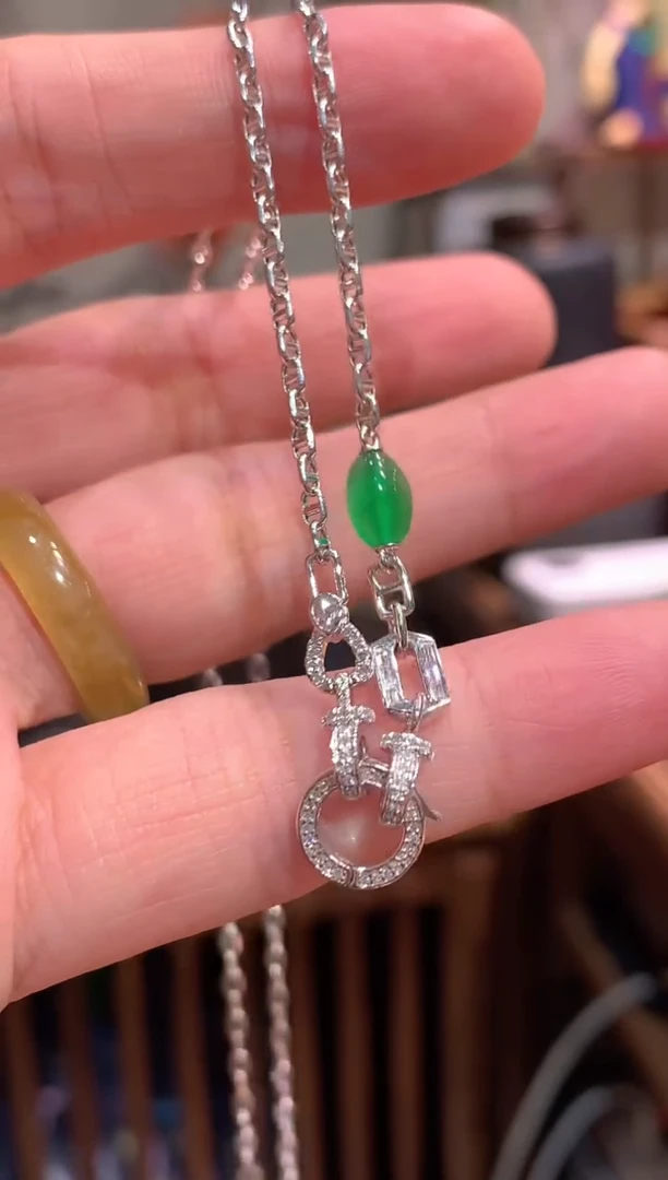 项链18K金镶嵌翡翠翡翠