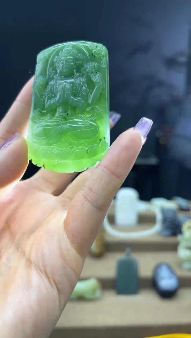 颈饰未镶嵌和田玉1