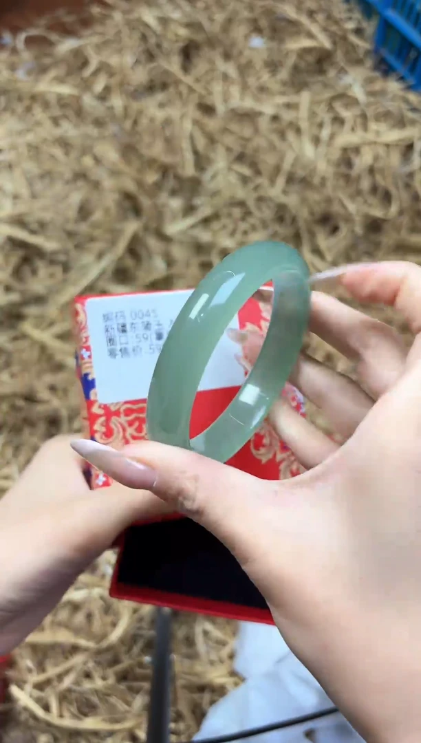 未镶嵌手镯石英质玉0045--圈口59