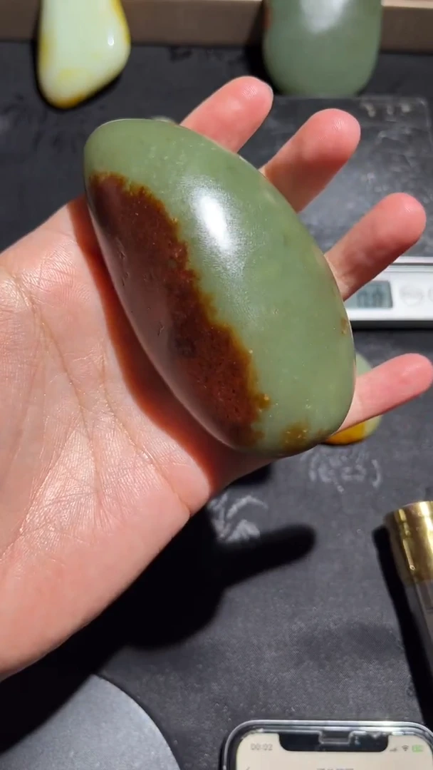 未镶嵌和田玉珠宝奇石一**雄39和田玉