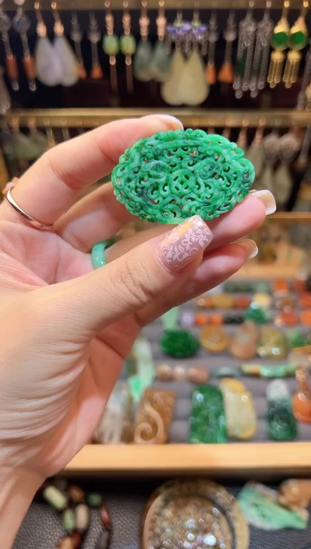 定制翡翠未镶嵌翡翠