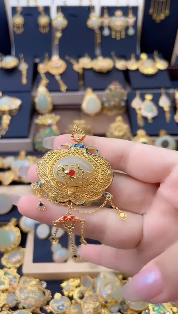 颈饰银S925镀金镶嵌和田玉花丝镂空香囊莲花流苏吊坠