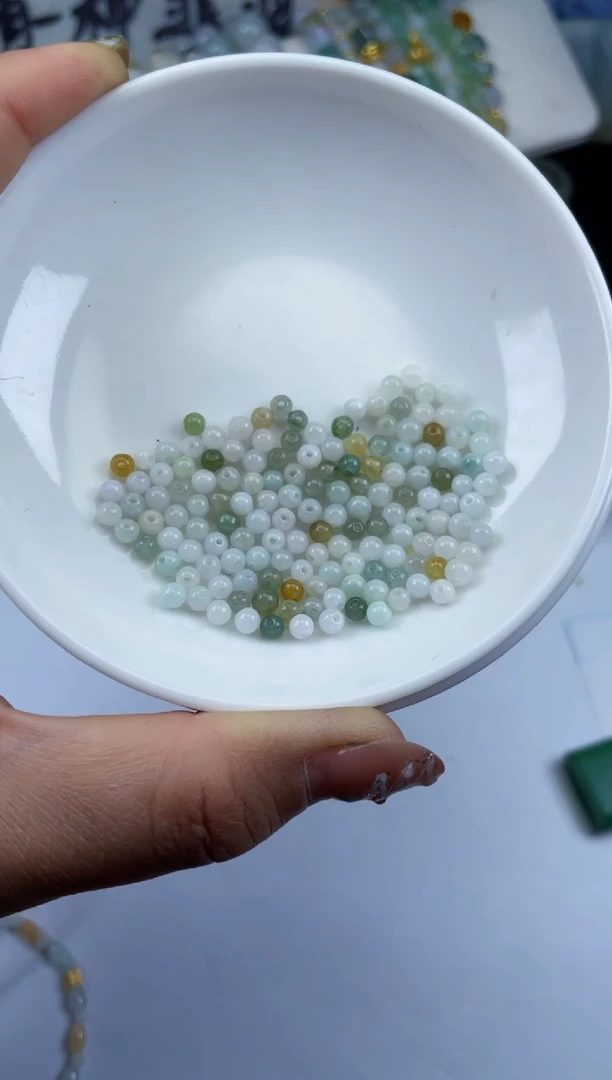 【闪购商品】翡翠颈饰未镶嵌缅甸天然翡翠（145颗）236