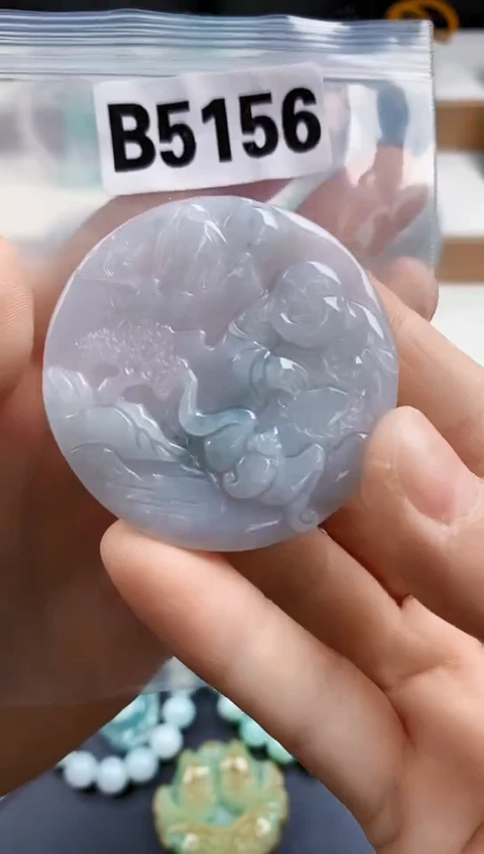 颈饰未镶嵌翡翠天然翡翠吊坠挂件