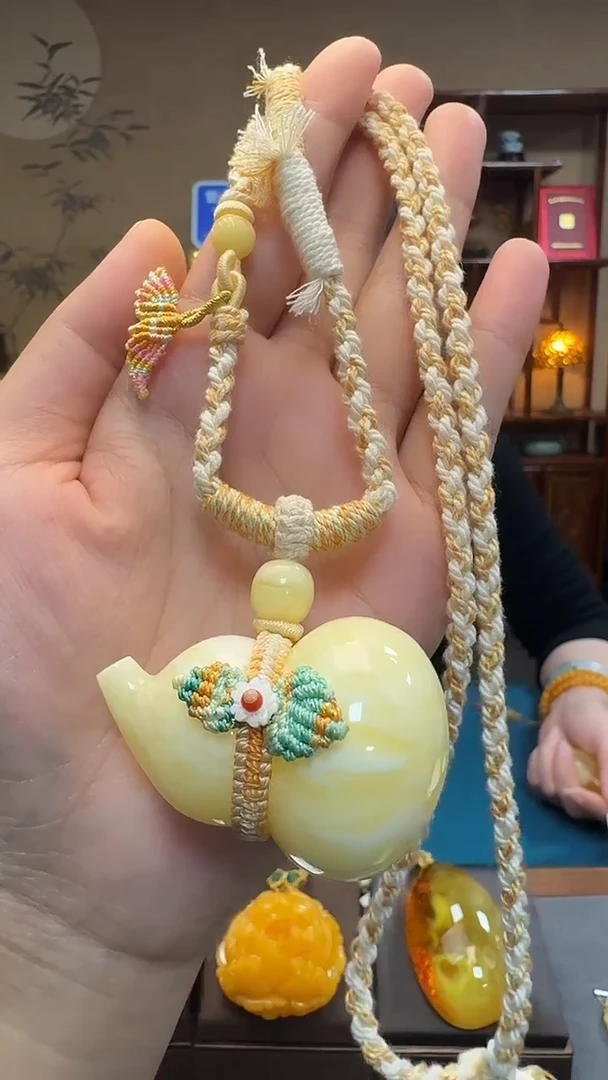 琥珀吊坠(不含链)未镶嵌天然保真蜜蜡葫芦套装（送绳子）