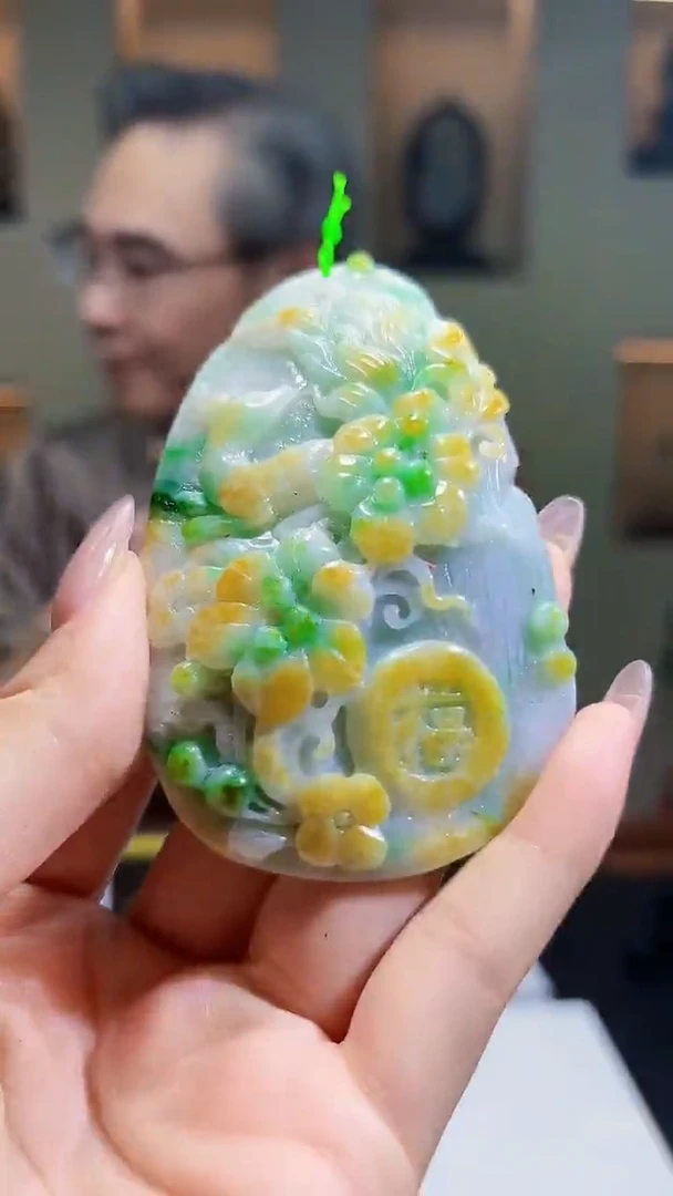 定制翡翠未镶嵌02/0610/Y/九尾灵狐