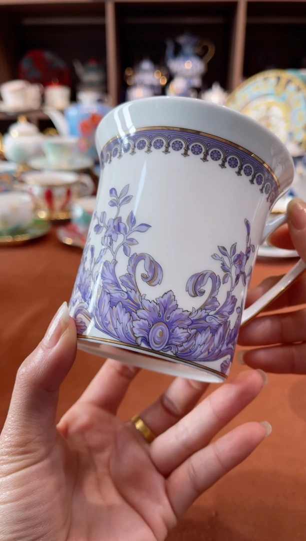 【闪购商品】瓷片青花马克杯·······