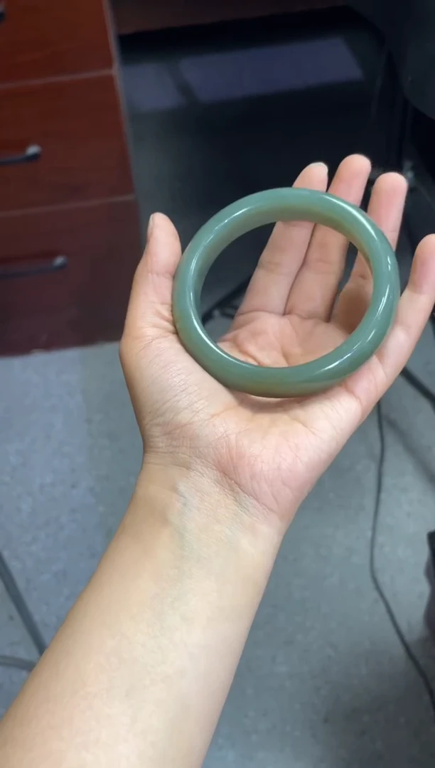 未镶嵌手镯和田玉可*且末蓝60.9手镯（产地直发）