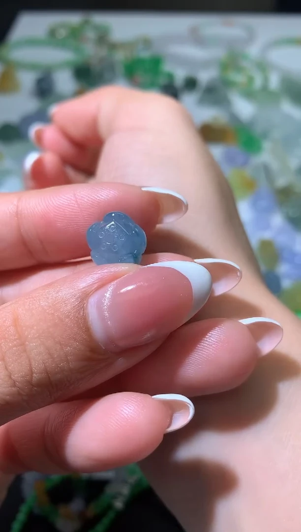 未镶嵌定制翡翠毛货